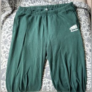 cozy forest green roots sweatpants with a tie waistband! size large